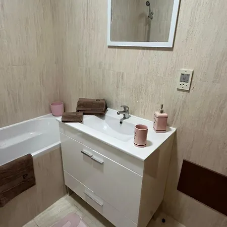 Moradia T3 Com Piscina Villa
