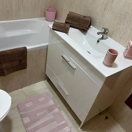 Moradia T3 Com Piscina *