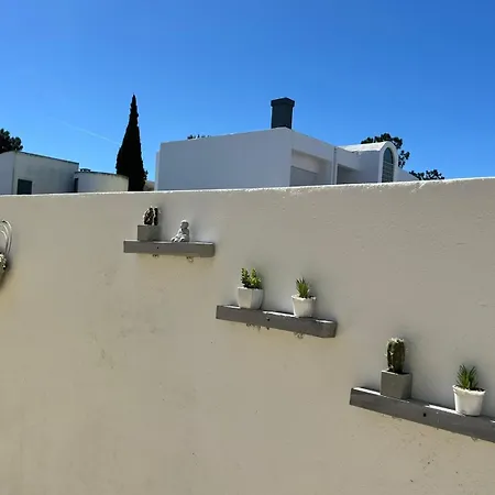 Villa Moradia T3 Com Piscina *